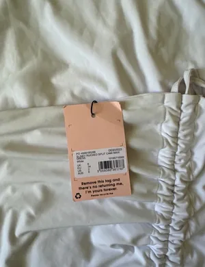 dress thumbnail 4