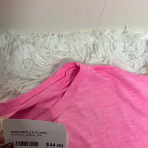 Peach Love California Bright Pink V-Neck Tee thumbnail 3