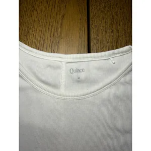 Quince Soft White Micro-Rib Long Sleeve T Shirt Size Medium Organic Cotton thumbnail 2