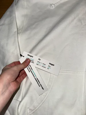 Aritzia Swear Fleece Cozy Boyfriend Fit medium thumbnail 3