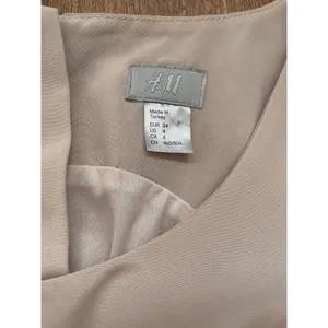 H&M light pink and black color block pleated dress Sz‎ 4 thumbnail 6