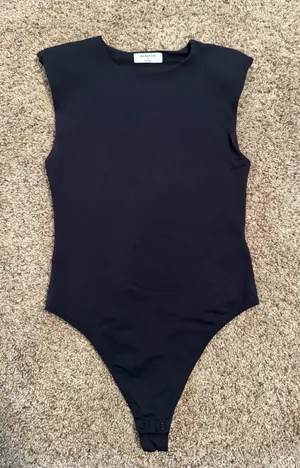 Aritzia Babaton Padded Body Suit thumbnail 1