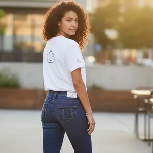 True religion Women's Blue Jean capris. New thumbnail 2