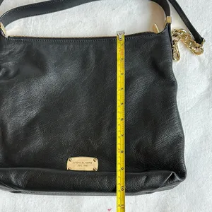Michael Kors Black Leather Handbag with shoulder & Crossbody straps thumbnail 10