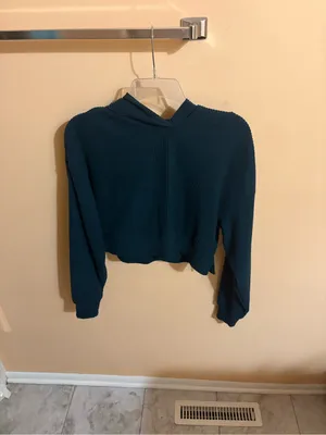 Alo Yoga Muse Hoodie in Midnight Green thumbnail 3