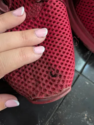 Nike Shox Gravity Sneakers thumbnail 2