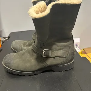 UGG Charcoal Boots with Shearling Trim thumbnail 9