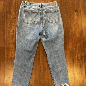 Judy Blue Slim Fit Jeans Women’s 15/32 Light Wash Denim High Rise Distressed thumbnail 4