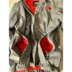 The North Face Shell Hyvent Jacket Gray Pink Lining Size Medium Women’s thumbnail 11