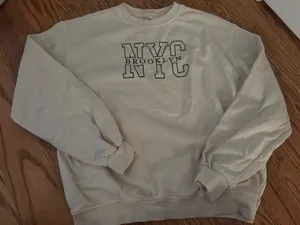 Urban Outfitters NYC Crewneck Sweatshirt thumbnail 1