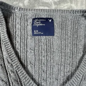 Y2K American Eagle V Neck Fitted Cable Knit Sweater Women Medium Gray Preppy thumbnail 4