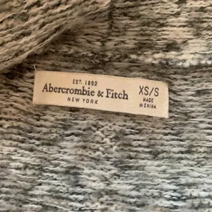 Abercrombie &‎ Fitch Cardigan Womens Size XS/S Gray White Open Front Geometric thumbnail 4