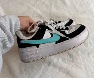 Nike Air Force 1 Shadow Aurora Women’s Size 8.5 thumbnail 1
