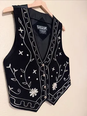 Y2K Vintage Agapo Collection Suede Leather Embroidered Vest Size Small thumbnail 3