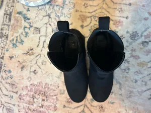 Francesca's Suede black heels thumbnail 2