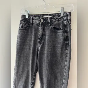 PacSun Faded Black Wash Mom Jeans Size‎ 24 thumbnail 4