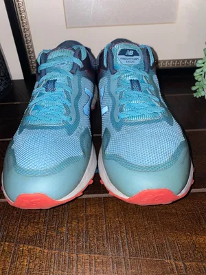 New Balance Women's Fresh Foam Arishi Trail V1 Sneakers Size 8.5 EUC thumbnail 5