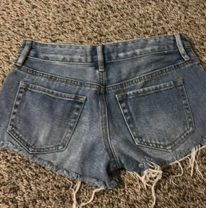 shorts thumbnail 3