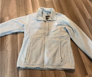 The North Face Women’s Medium Jacket thumbnail 1