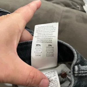 Mother The Flirt Chew Jeans in Cat & Kings Wash Straight Leg Jeans Size 24‎ thumbnail 12