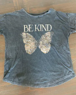 Boutique Be Kind Tee Gray Size M thumbnail 1