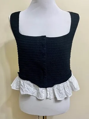ZARA Black and White Lace Ruffle Crop Button Down Knit Crochet Tank Top Size L thumbnail 1