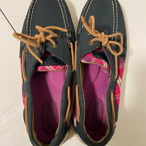 Sperry women’s blue shoes with pink plaid —‎ size 9.5 thumbnail 2