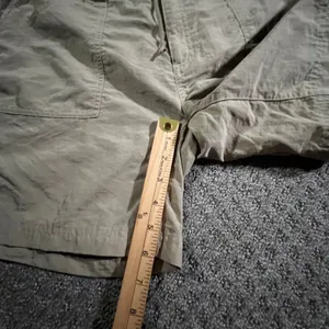The North Face Hiking Shorts‎ Womens 12 Khaki Nylon Lightweight Utility Pockets thumbnail 11