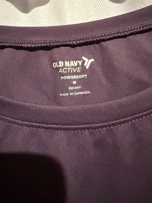 Old Navy Powersoft Long Sleeve Crop Top Size M Purple thumbnail 2