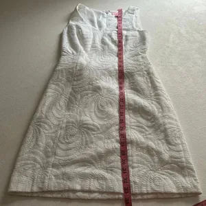Lilly Pulitzer White Jacquard Sheath Dress Size 0 – Elegant Textured Floral Mini thumbnail 6