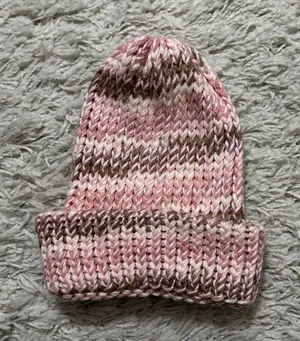 Women’s Cozy Soft Pink Knit Beanie thumbnail 1