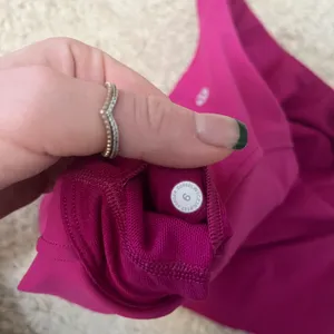 Lululemon Invigorate Tank Rippend Raspberry Size 6 thumbnail 5