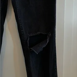Abercrombie & Fitch The 90's Straight Ultra High Rise Distressed Black Jeans 6L thumbnail 5