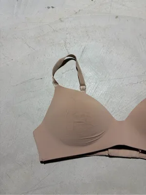 Victoria’s Secret t-shirt lightly lined wireless bra nude 36C thumbnail 2
