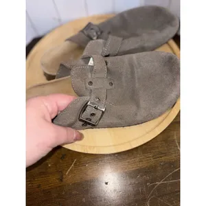 american eagle slip in clogs‎ Buckle Size 7 Suede thumbnail 2