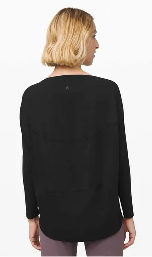 Lululemon Back In Action in Black thumbnail 1