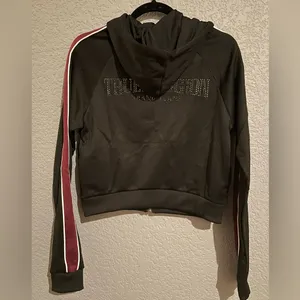 NWT True Religion Crystal Zip Hoodie Size S Black & Maroon thumbnail 4
