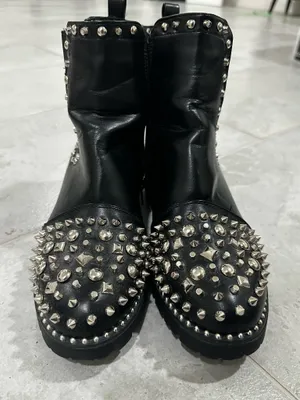 Studded Chelsea Boots Black Size 7 thumbnail 2