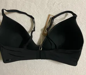 SKIMS Wireless Bra 34C thumbnail 4