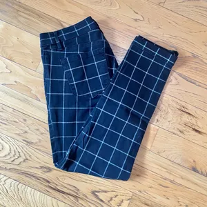 Ann Taylor LOFT Navy White Windowpane Plaid “Modern Ankle Skinny” Jeans Sz 25/0 thumbnail 2