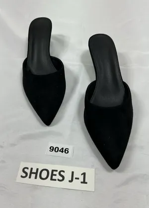 Womans Excellent Coutgo Slip On Mules 9 Black Pointed Toe Kitten Heel thumbnail 1