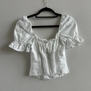 Reformation linen Salina top  Size 4 thumbnail 3