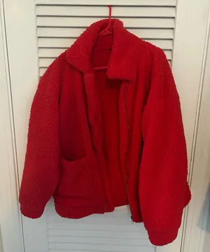 Red Sherpa Jacket Size M thumbnail 1