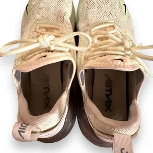 Nike W Air‎ Max 270 Shoes Sneakers in Barely Volt / Black Summit White Sz 9.5 thumbnail 7