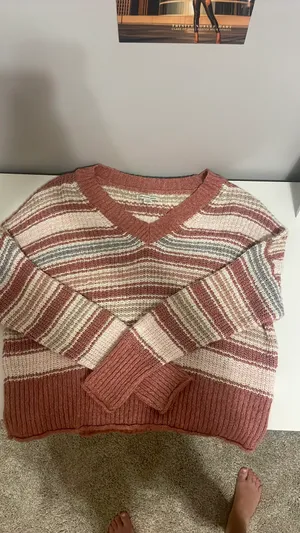 American Eagle Sweater thumbnail 3