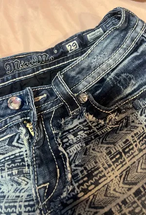 Miss Me Jean Shorts thumbnail 3