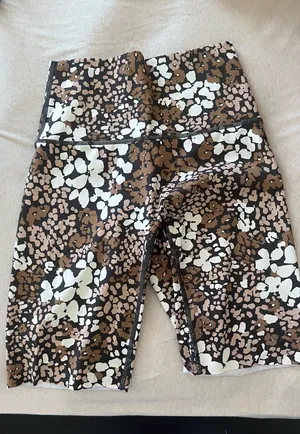 Aerie Offline 9” Biker Shorts thumbnail 1