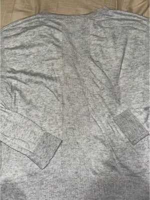Forever 21 Grey Sweater thumbnail 6