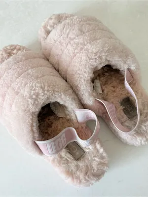 UGG Fluff Yeah Slide Women's Sheepskin Slipper Sandals Light Pink Size 9 thumbnail 1