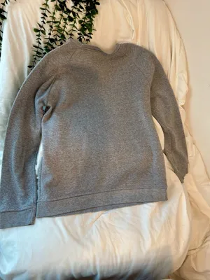 Dog Mom Gray Sweatshirt Crewneck Pullover Size S/M thumbnail 3